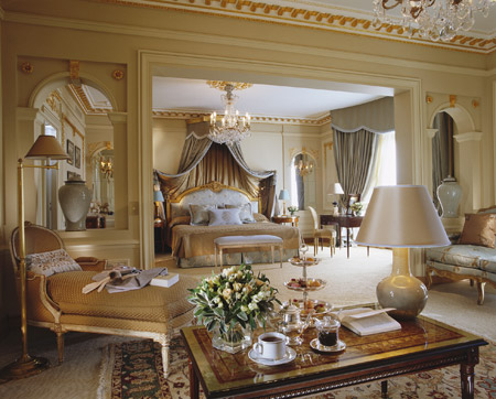 paris hotel plaza athenee image
