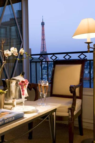 paris hotel trocadero image